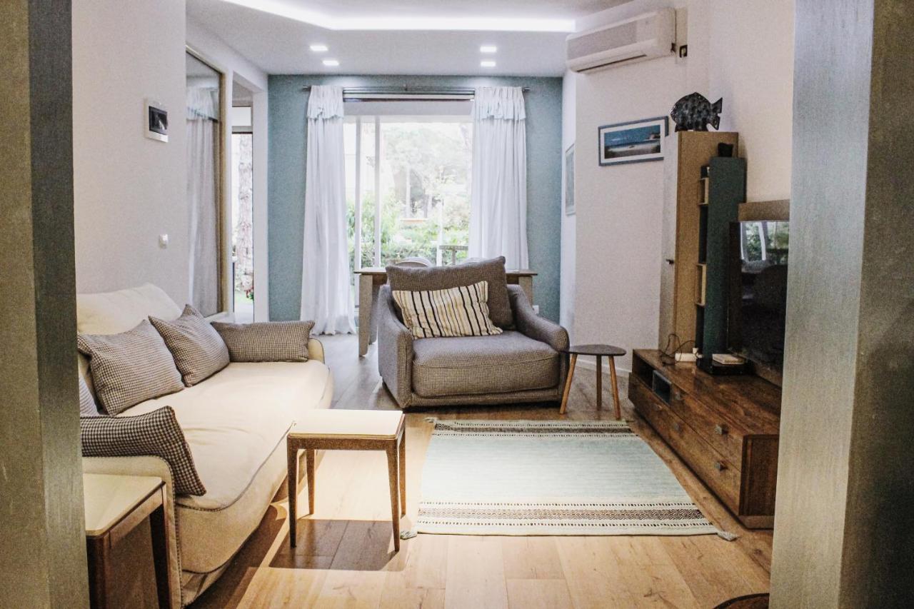 Ivy Lalzi Bay Beach House Durrës Extérieur photo